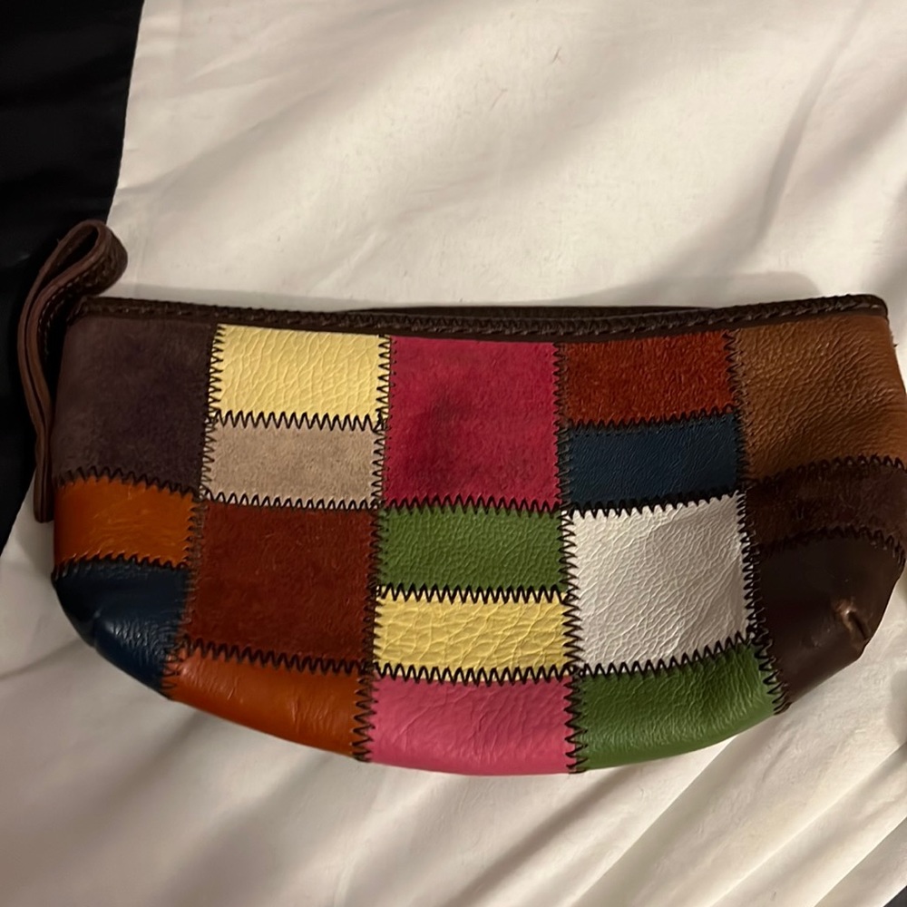 Cosmetic bag
